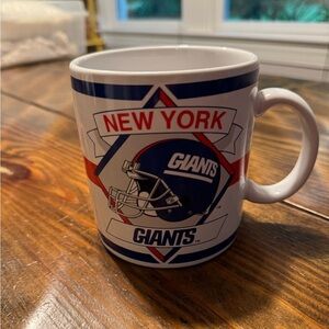 VINTAGE NY GIANTS MUG LARGE. Never used 18oz. Logo on both sides